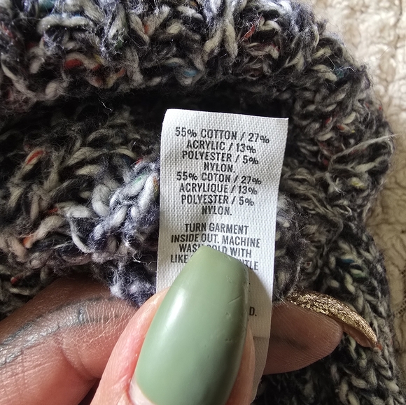 #185 Aerie Knit Sweater - Picture 7 of 7